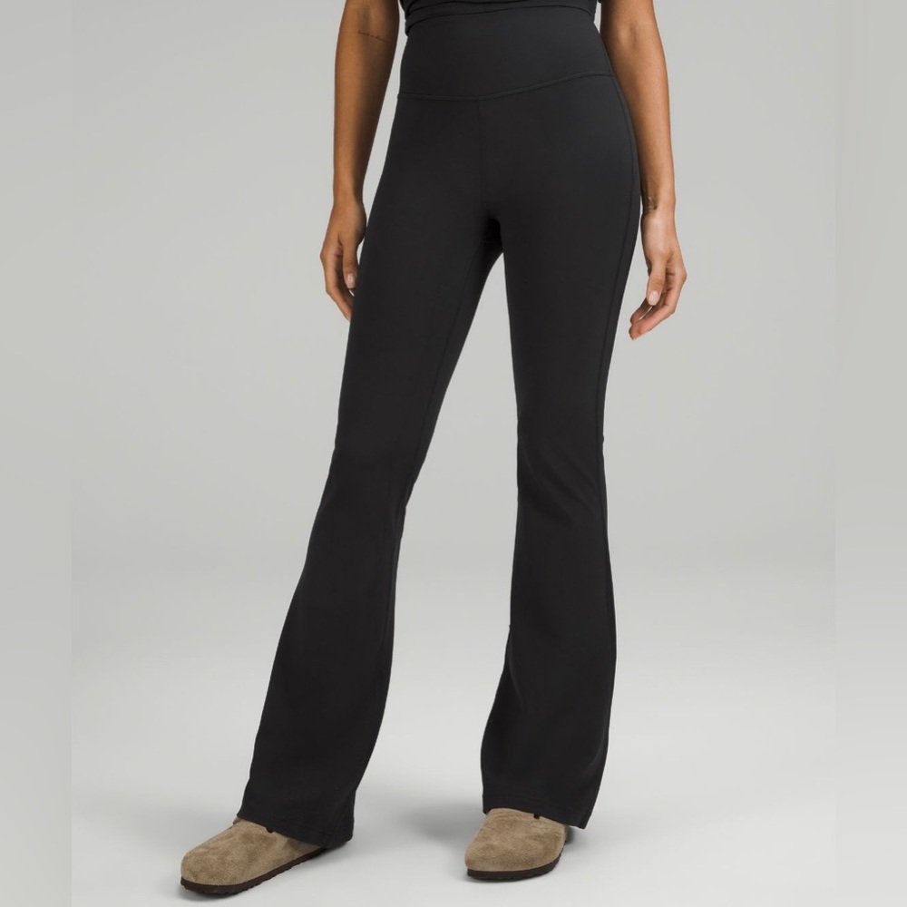 Lululemon Black Groove 0